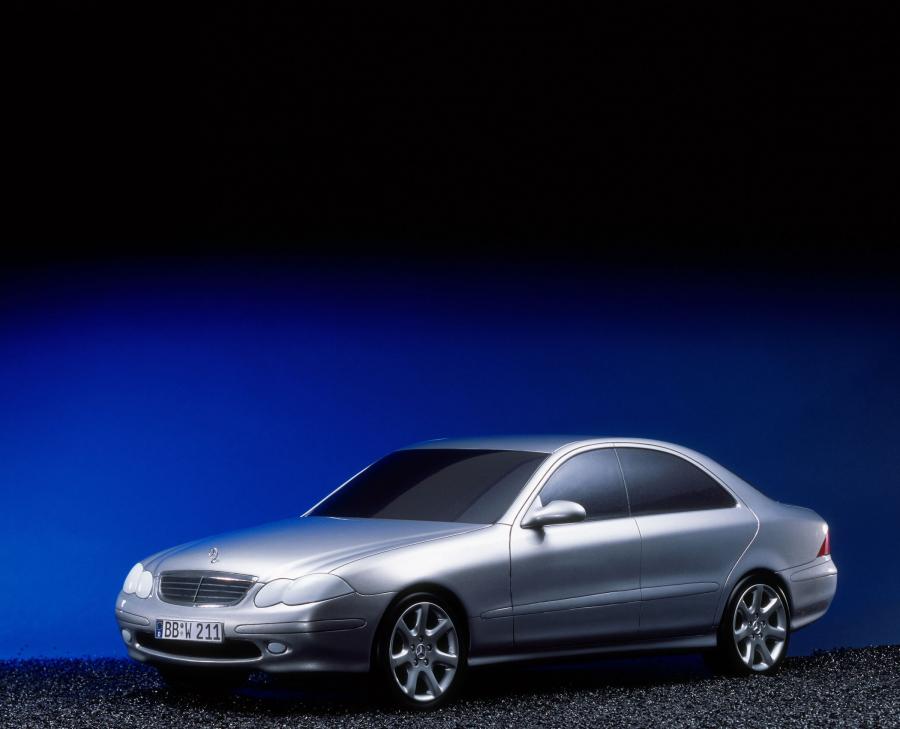  Mercedes-Benz E-Class 2002 года  (фото 303 из 448)
